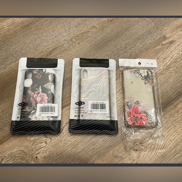 iPhone XR phone cases (4 available each $10) - Picture 1 of 4